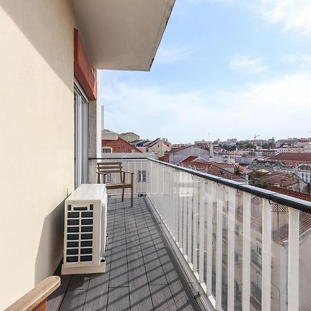 Apartment 66 With Parking Place Лиссабон Экстерьер фото