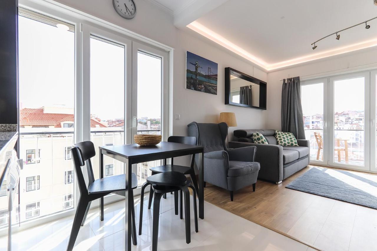 Apartment 66 With Parking Place Лиссабон Экстерьер фото
